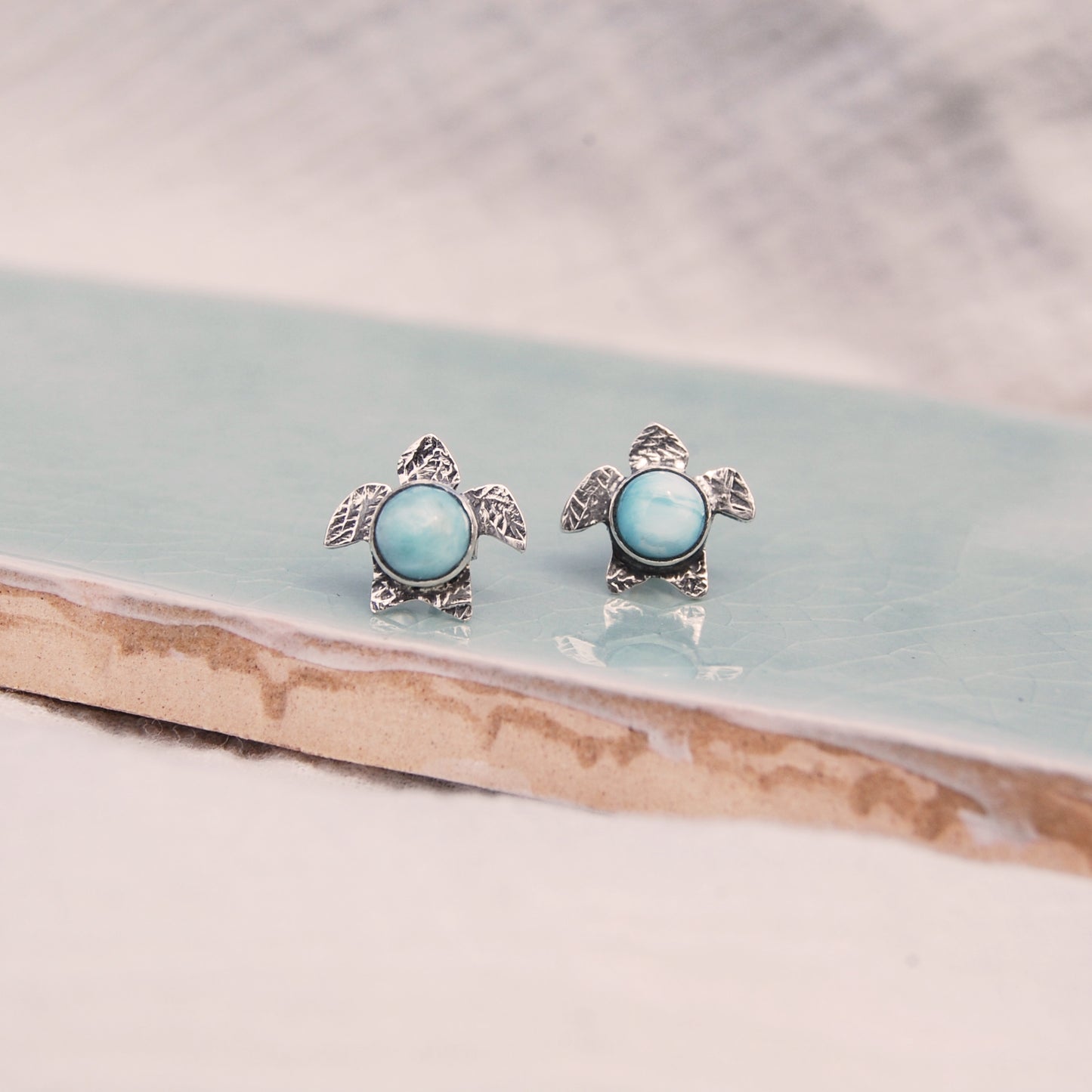 Gili Sea Turtle Studs