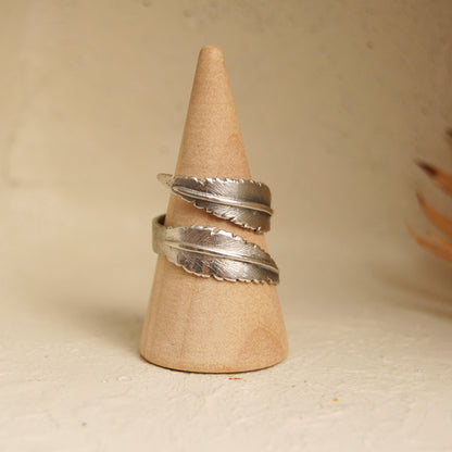 Double Feather Ring