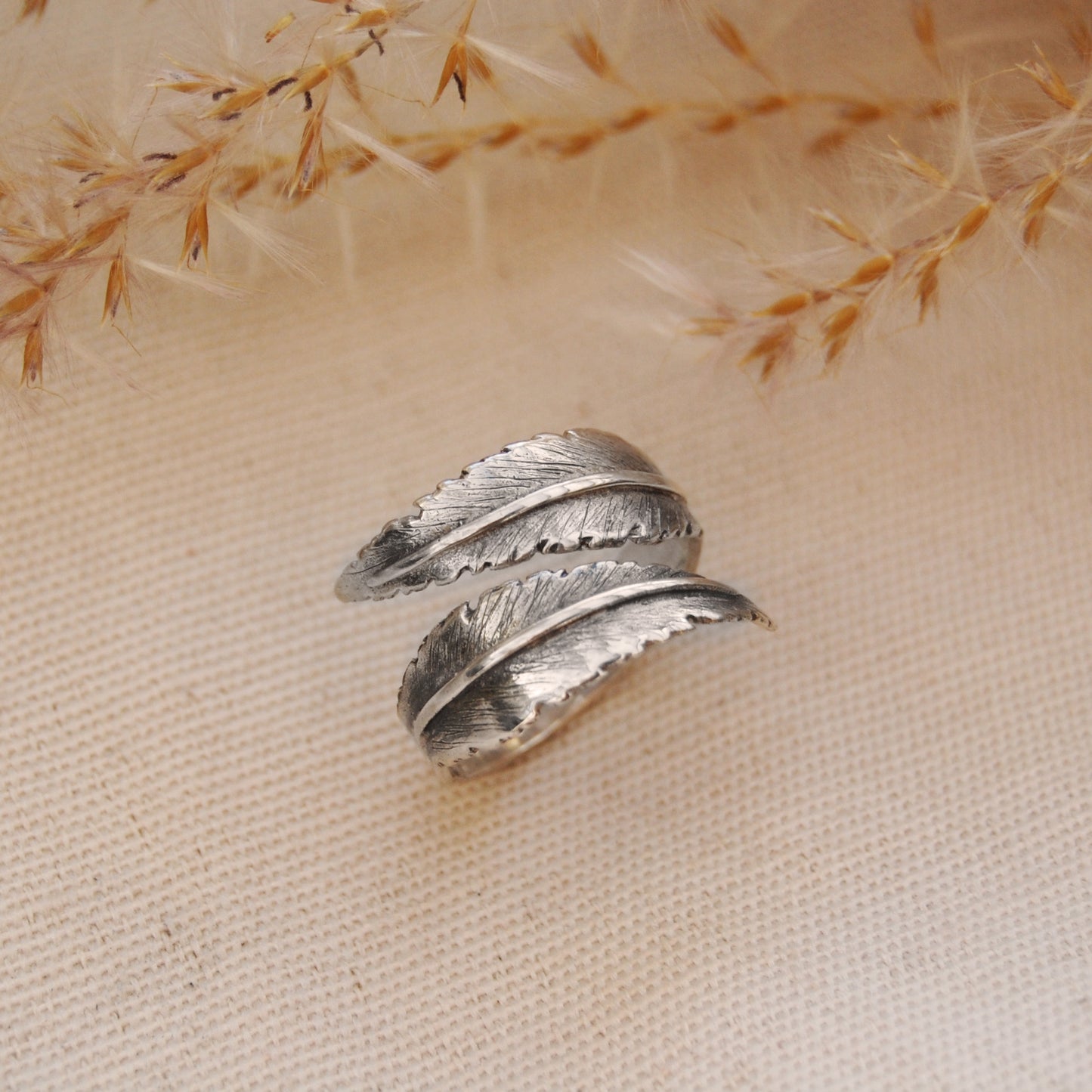 Double Feather Ring