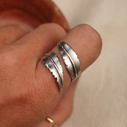 Double Feather Ring