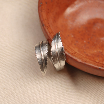 Double Feather Ring