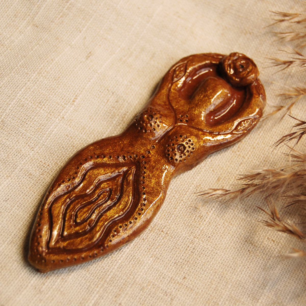 Golden Yoni Goddess Altar Ornament | Handcrafted from Clay
