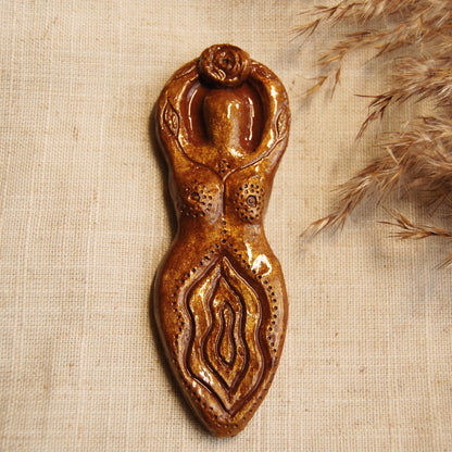 Golden Yoni Goddess Altar Ornament | Handcrafted from Clay